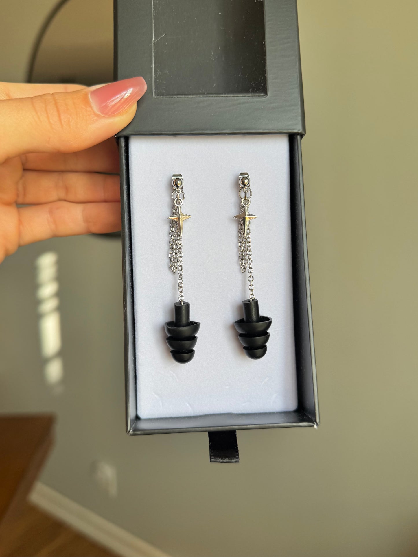 Earplug Earrings – Silver Chain & Star