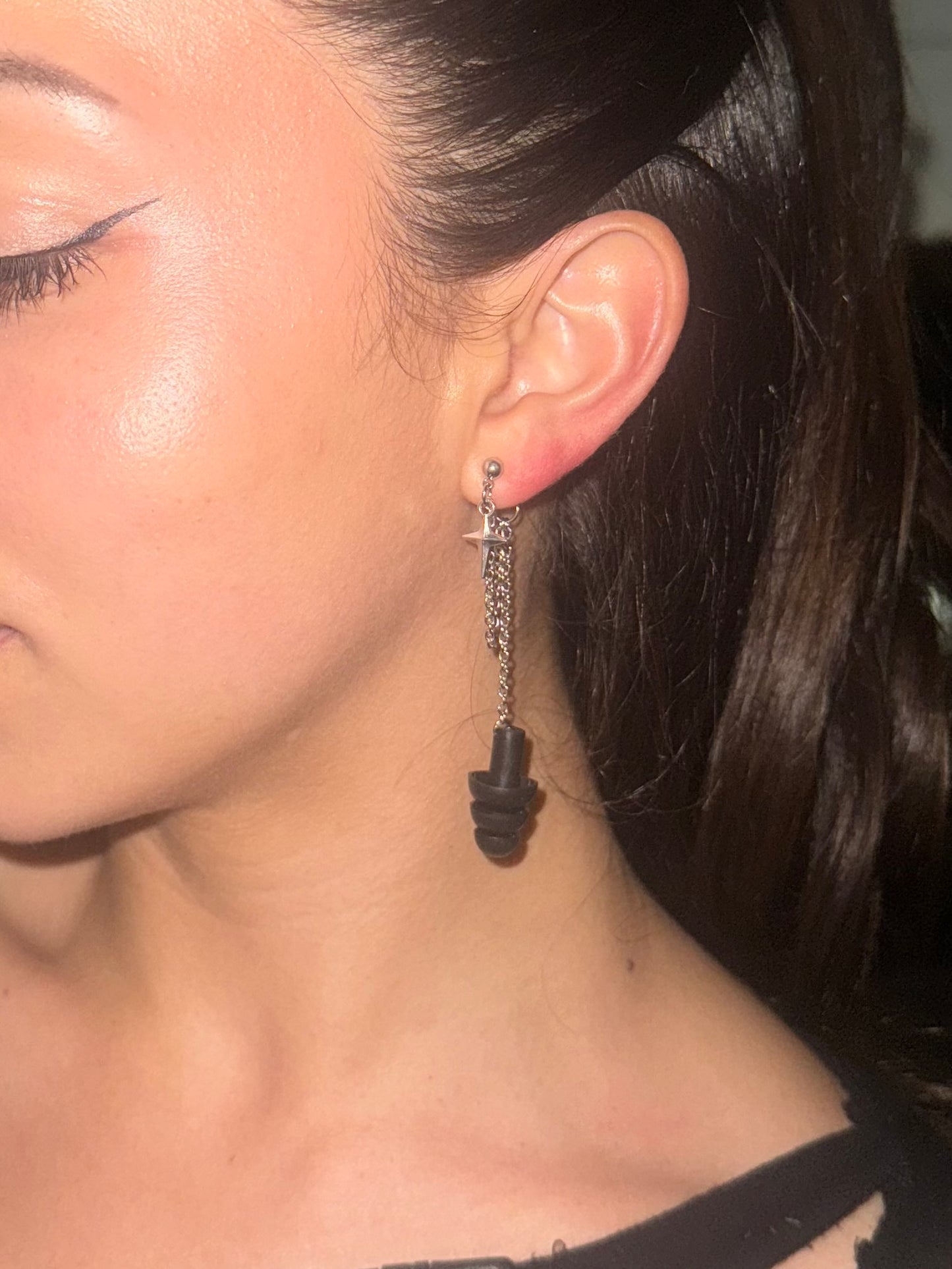 Earplug Earrings – Silver Chain & Star